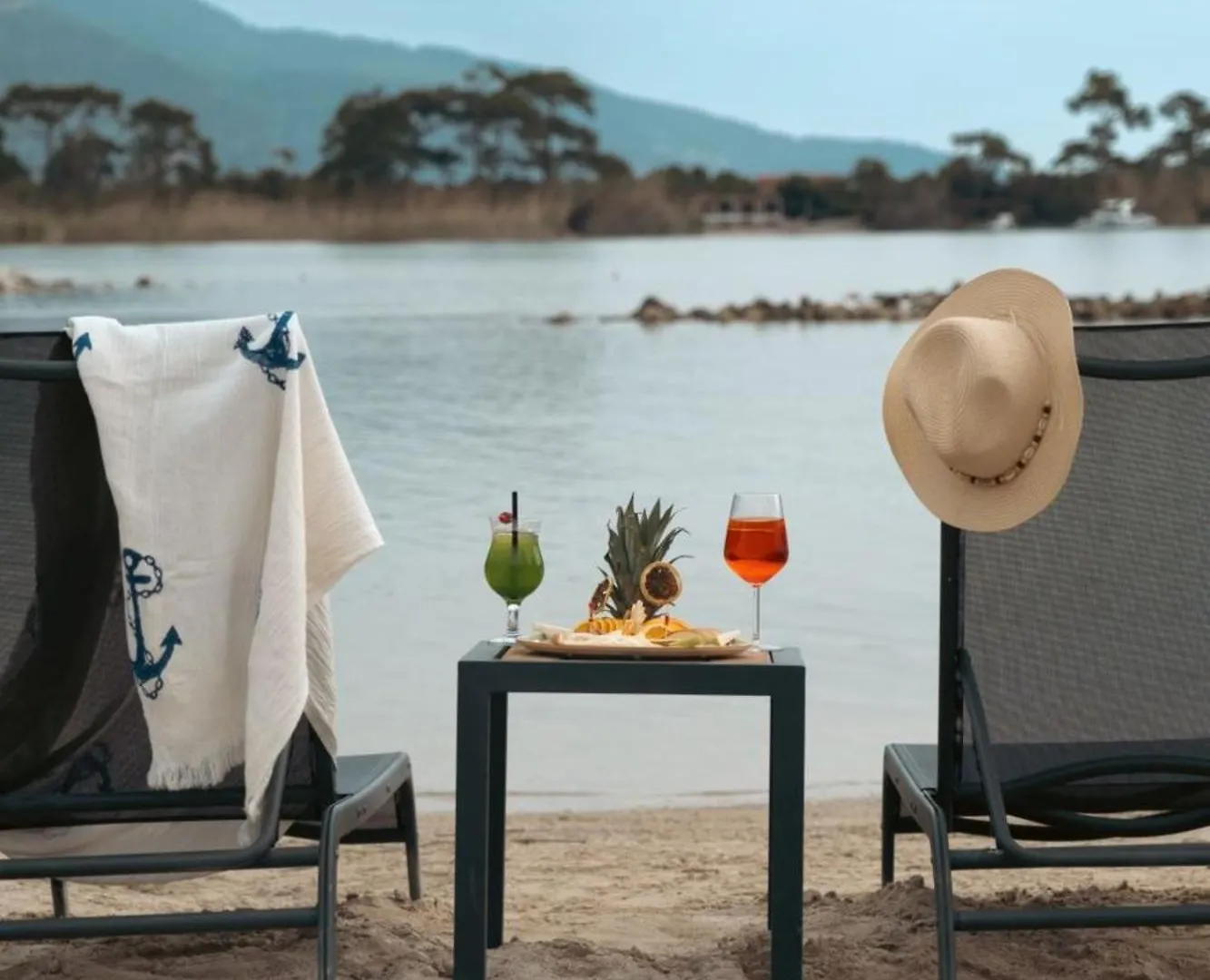 Beach 222 Ολουντενίζ