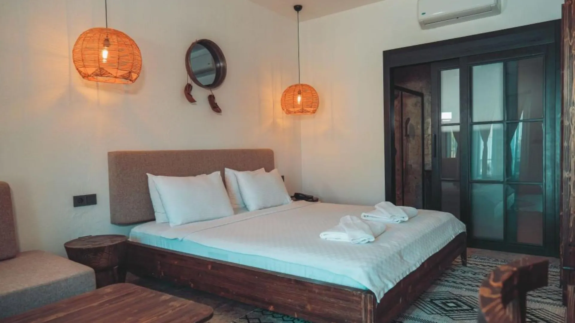 Beach 222 Ολουντενίζ