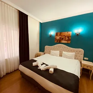 Adora Cafe & Restaurant Hotel Istanbul